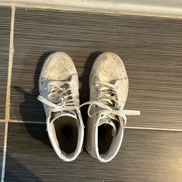 Rustic High Top Vans - Picture 4 of 5